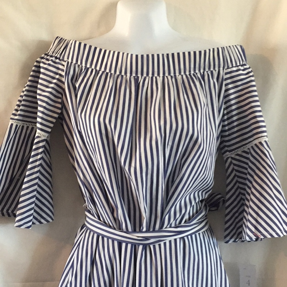 Donna Morgan cold shoulder Dress/swim cover up NWT